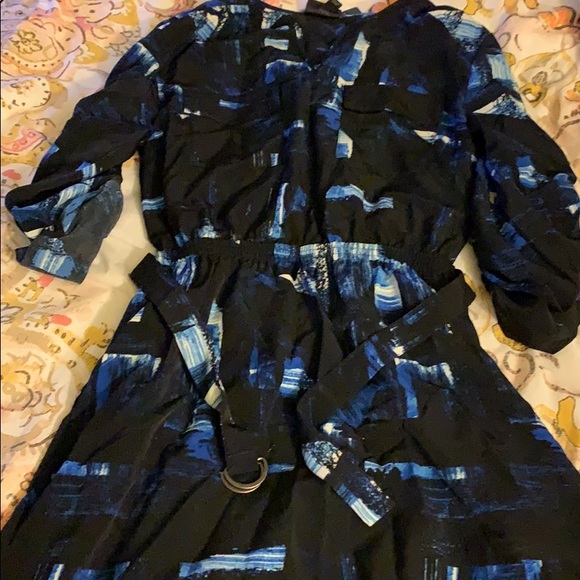 Dress - Picture 2 of 5